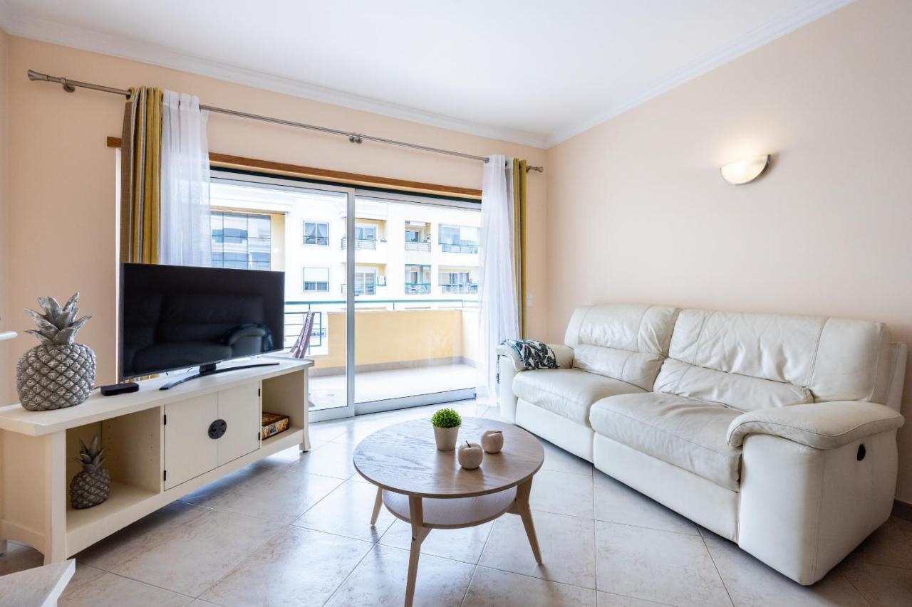 Uptown Lovers Apartment By Seewest Lagos Exterior foto